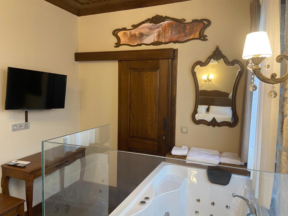 Dionysos 1789 Boutique Hotel 福卡 外观 照片